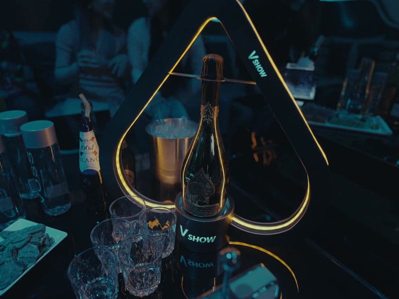 V Show Private KTV Room